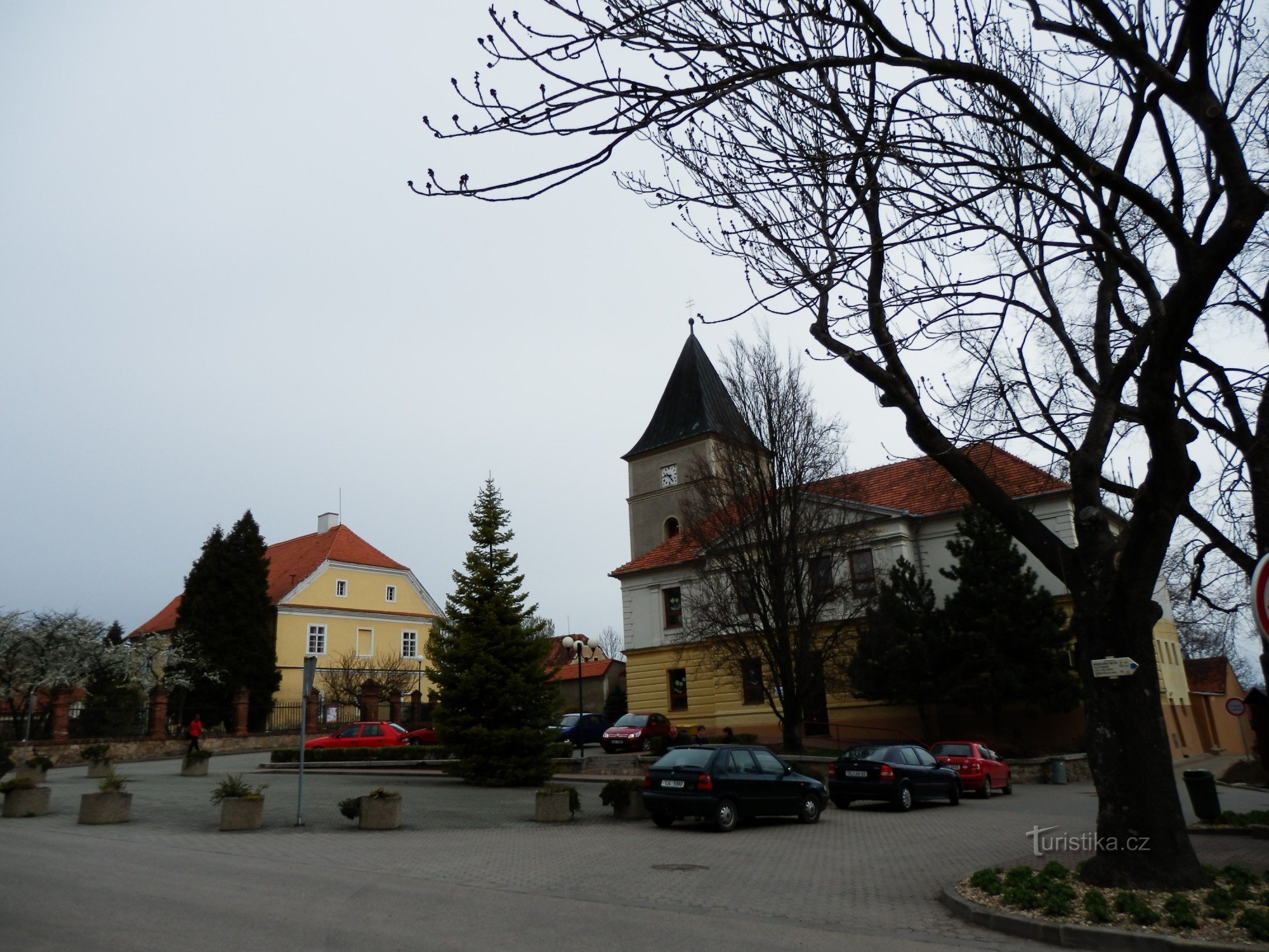 Da Mohelno (via Templštýn:) a Ivančice