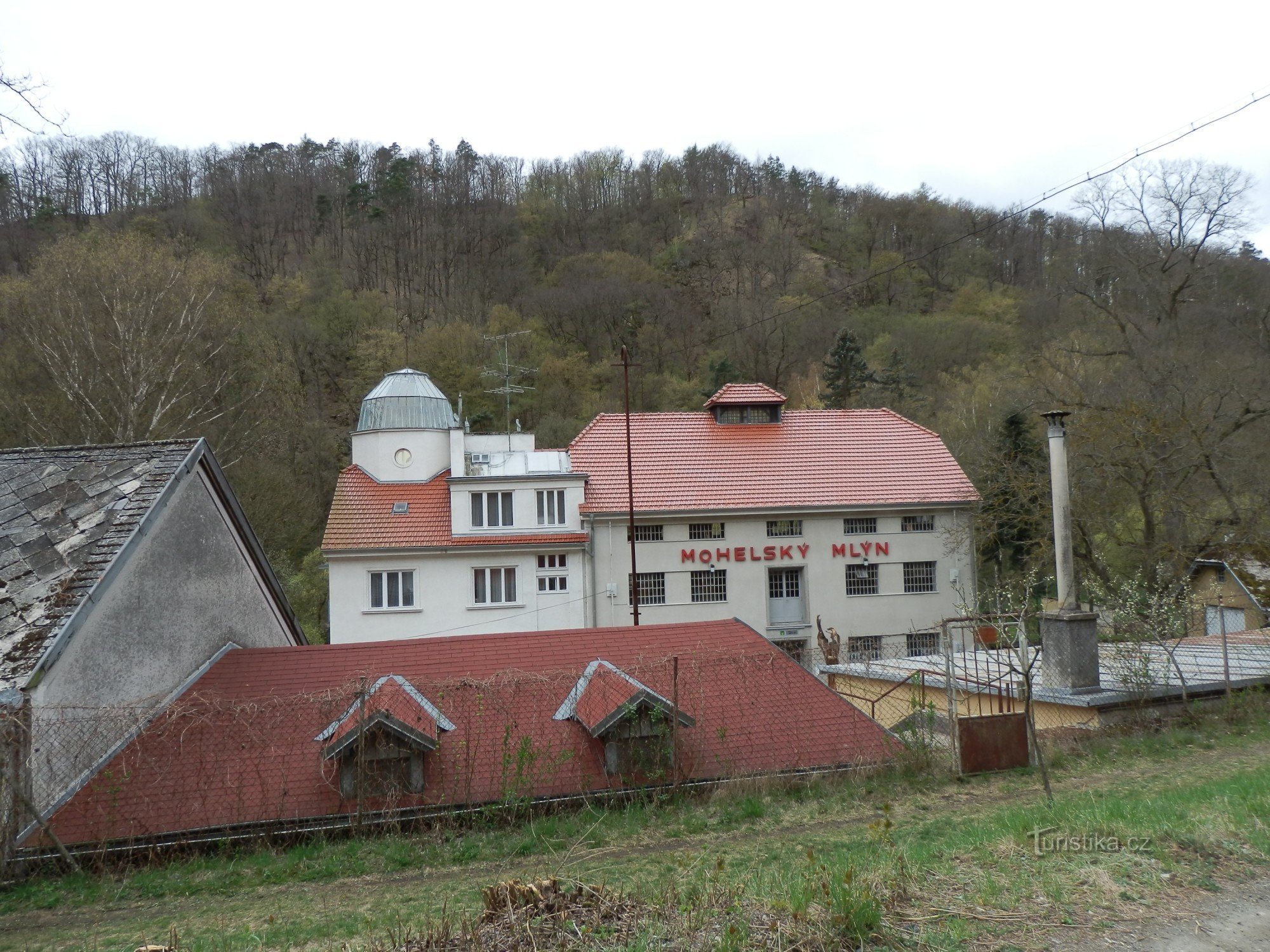 De Mohelno (a través de Templštýn:) a Ivančice