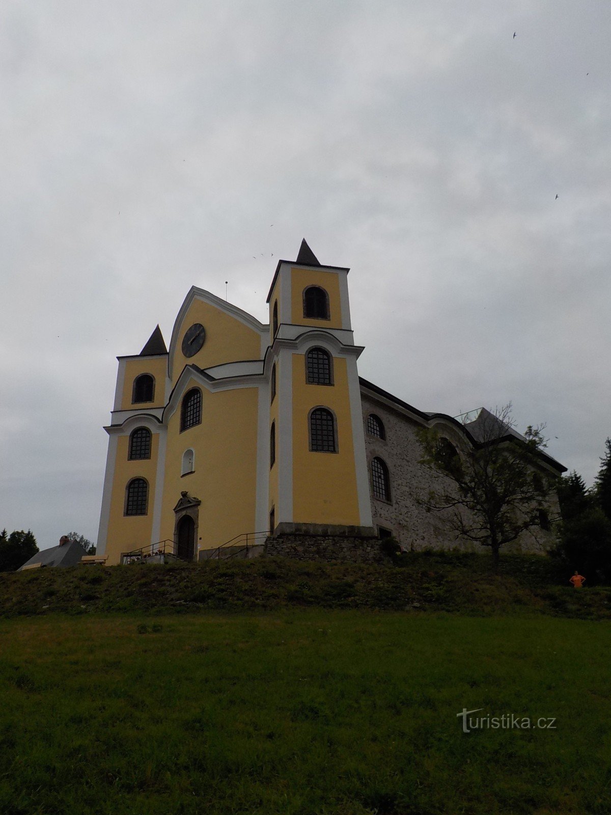 Da Neratov a Bartošovice attraverso la torre di avvistamento e Hanička