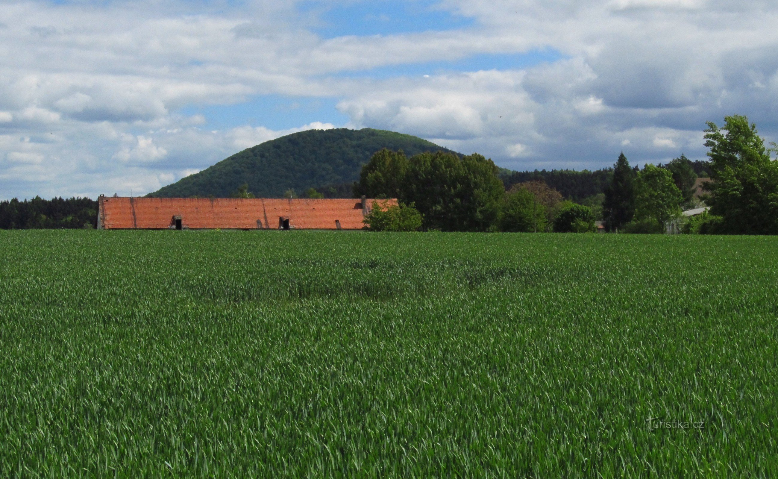 Von Ostrá über Helfenburg nach Kalvária