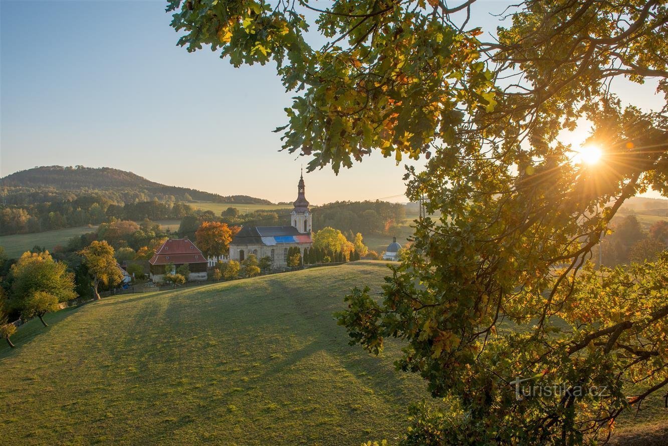 From Panská skály on a scooter along the Varhany cycle path to Česká Lípa