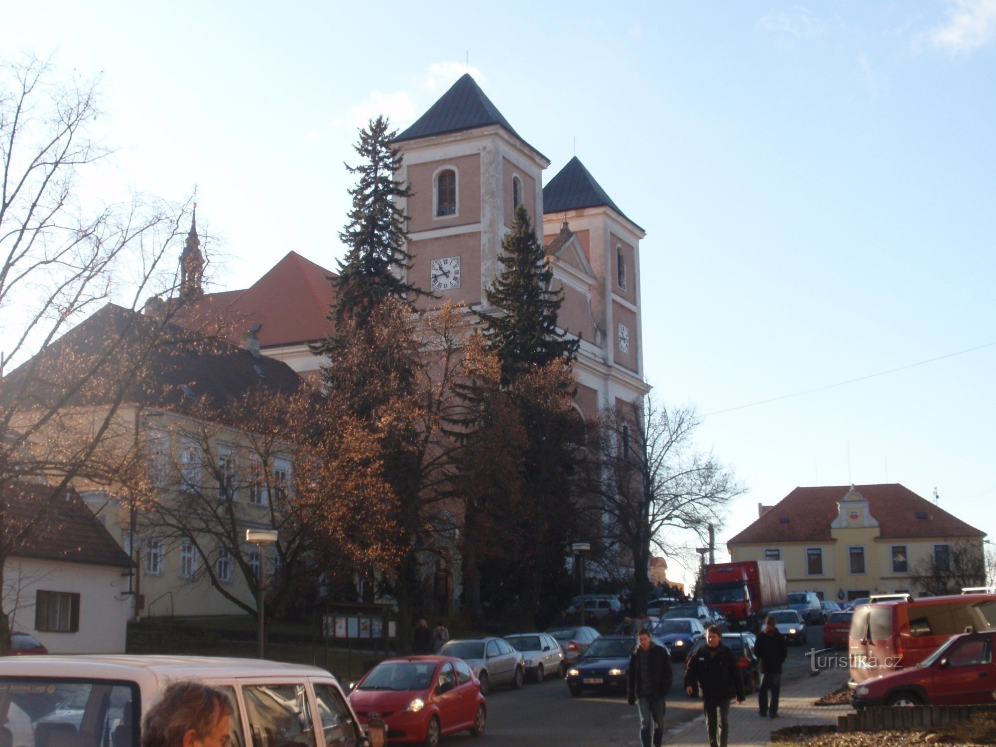 Z Pozořic przez Mokrau-Horákov do Lišně