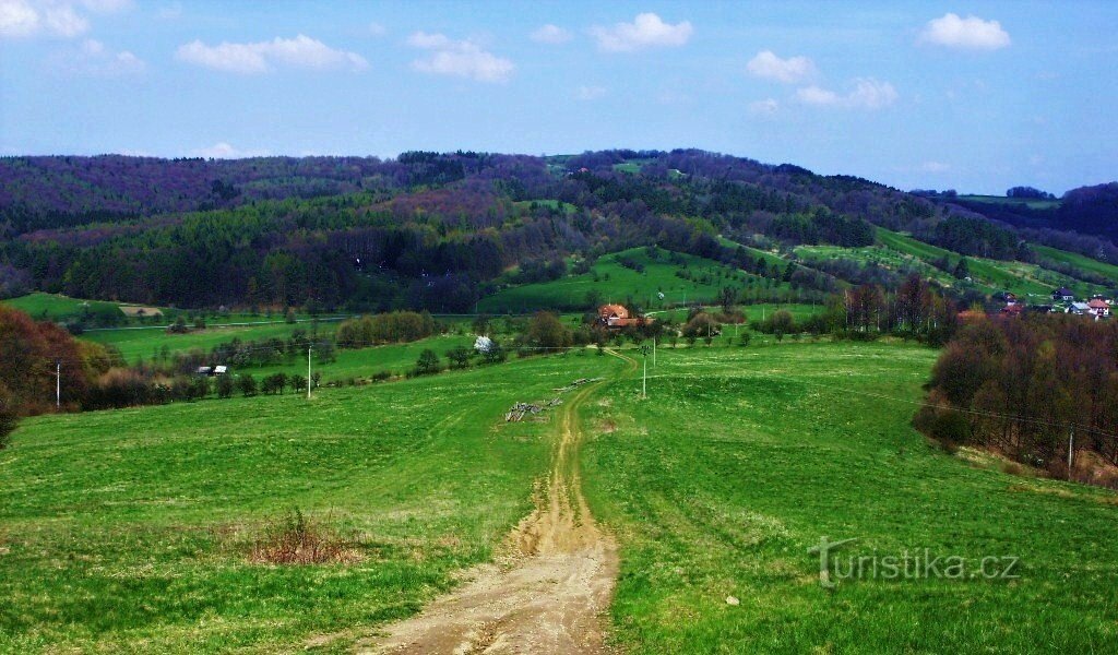 Od Provodov do romarske cerkve na Malenskem