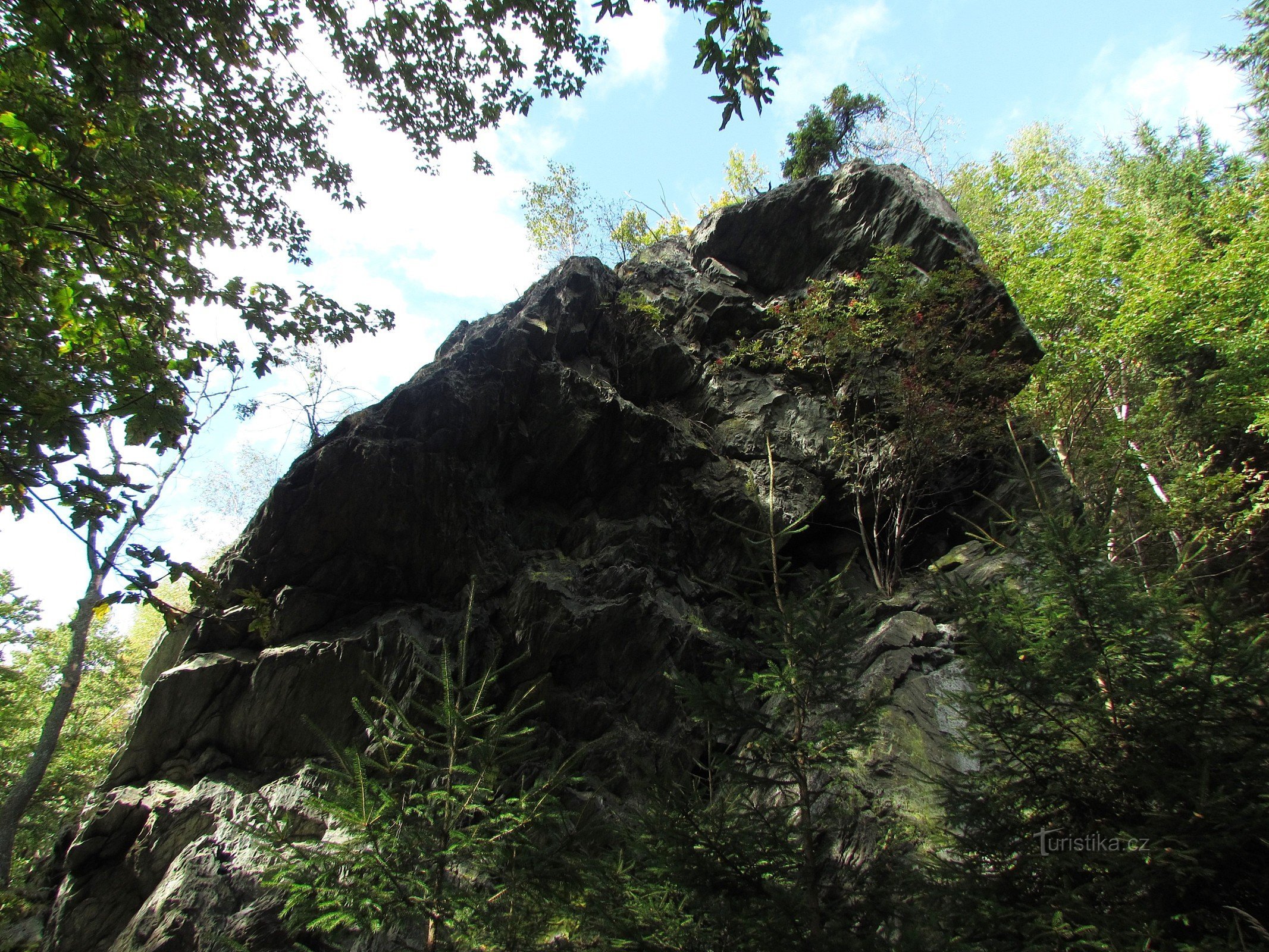 De Rýmařov a Mazance, Maliník y rocas cerca de Dobřečov - 1ra parte