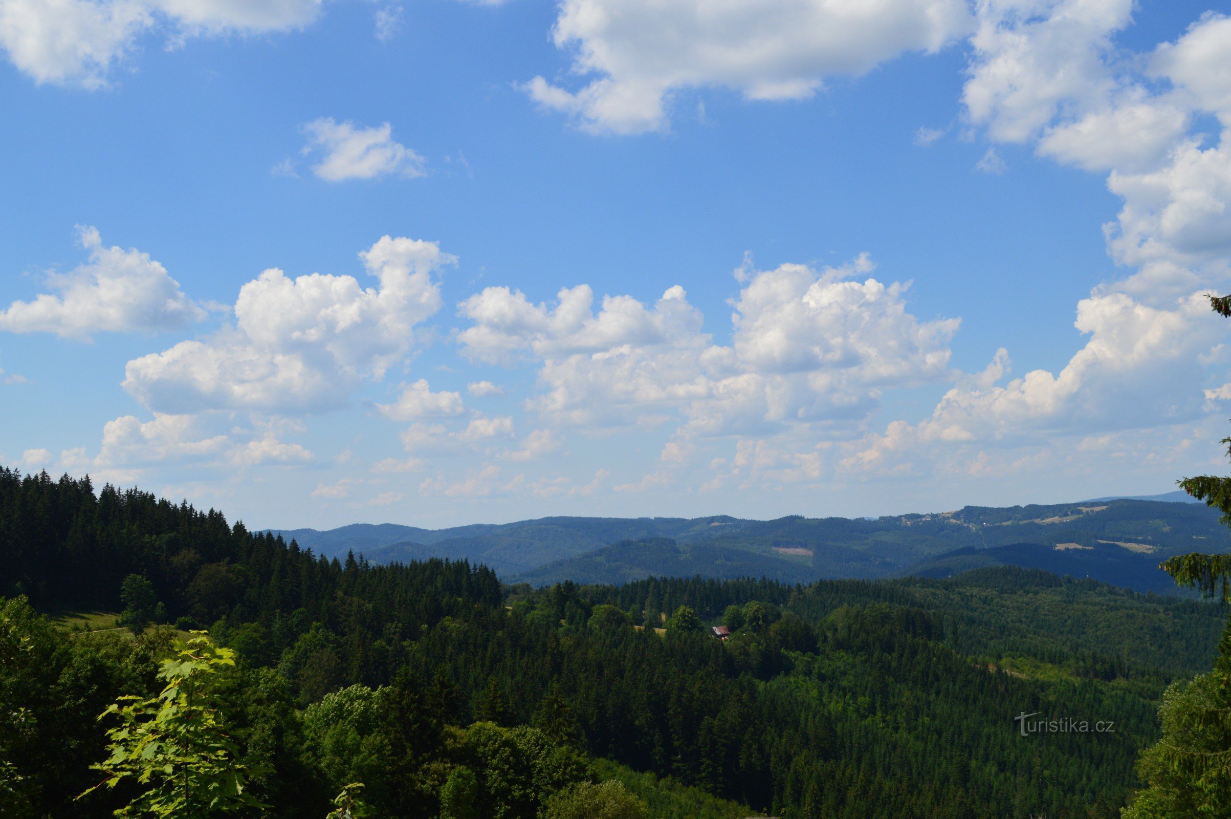 z Velké Karlovice (CZ) do Stratenec (SK)