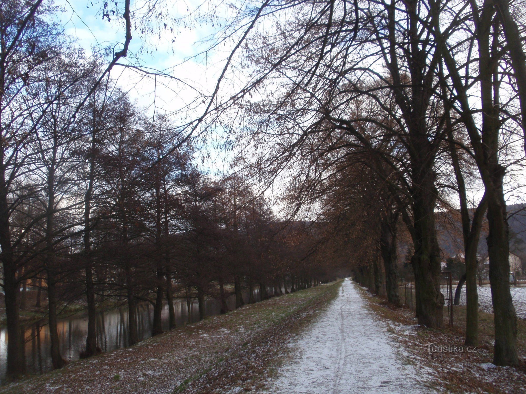 Từ Veverská Bítýška qua Tři kříže quay lại Brno