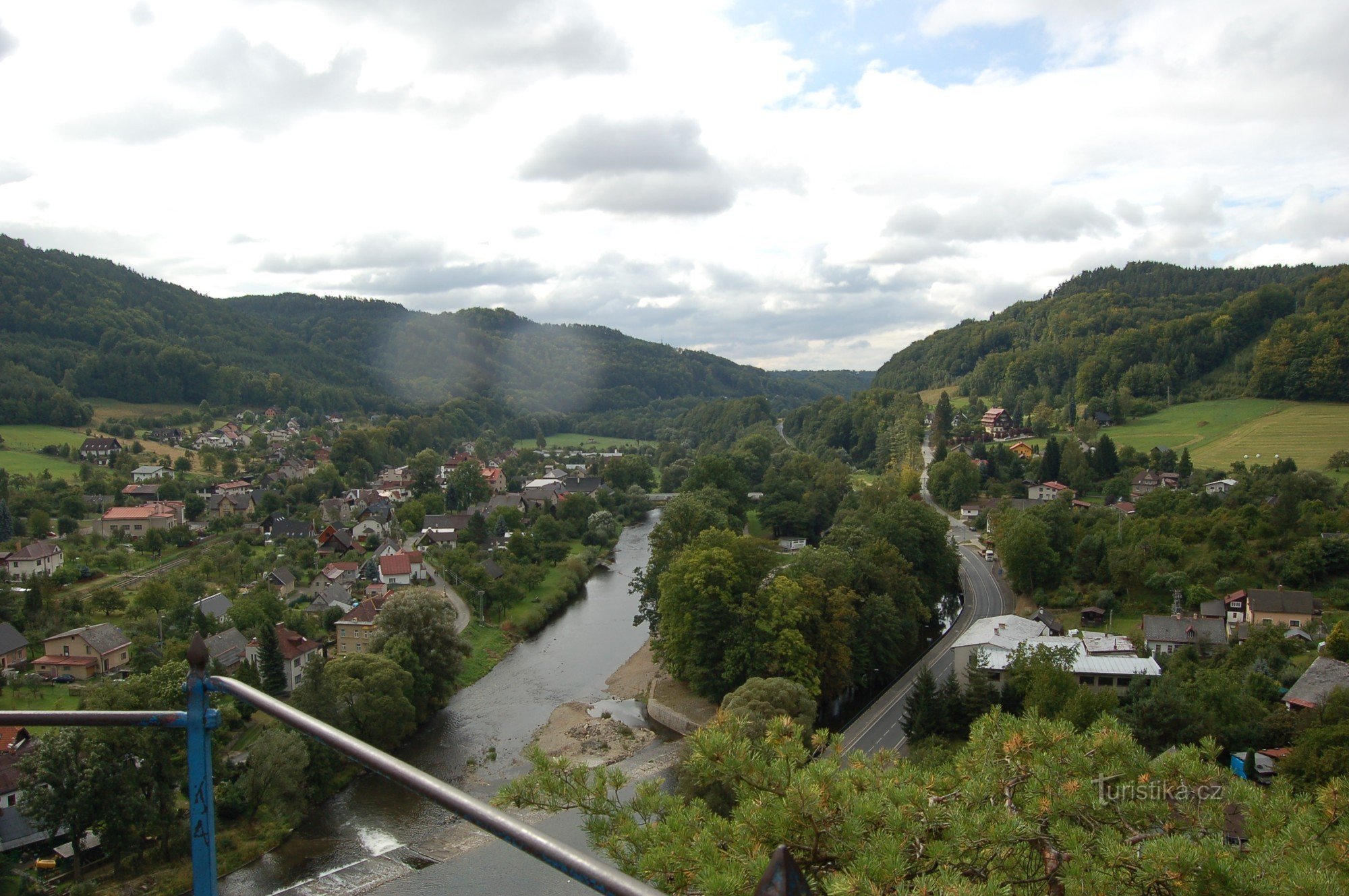 From the Vranovský ridge