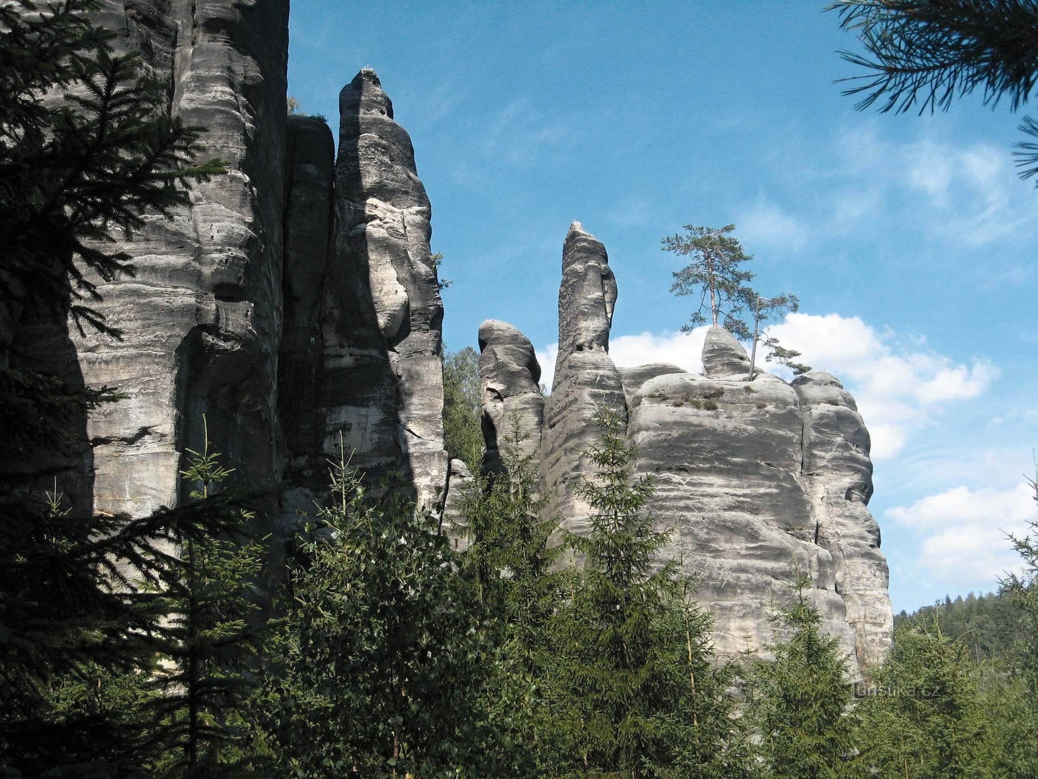 Auf ein Abenteuer im Irrgarten der Felsenstadt Teplice in Teplice nad Metují