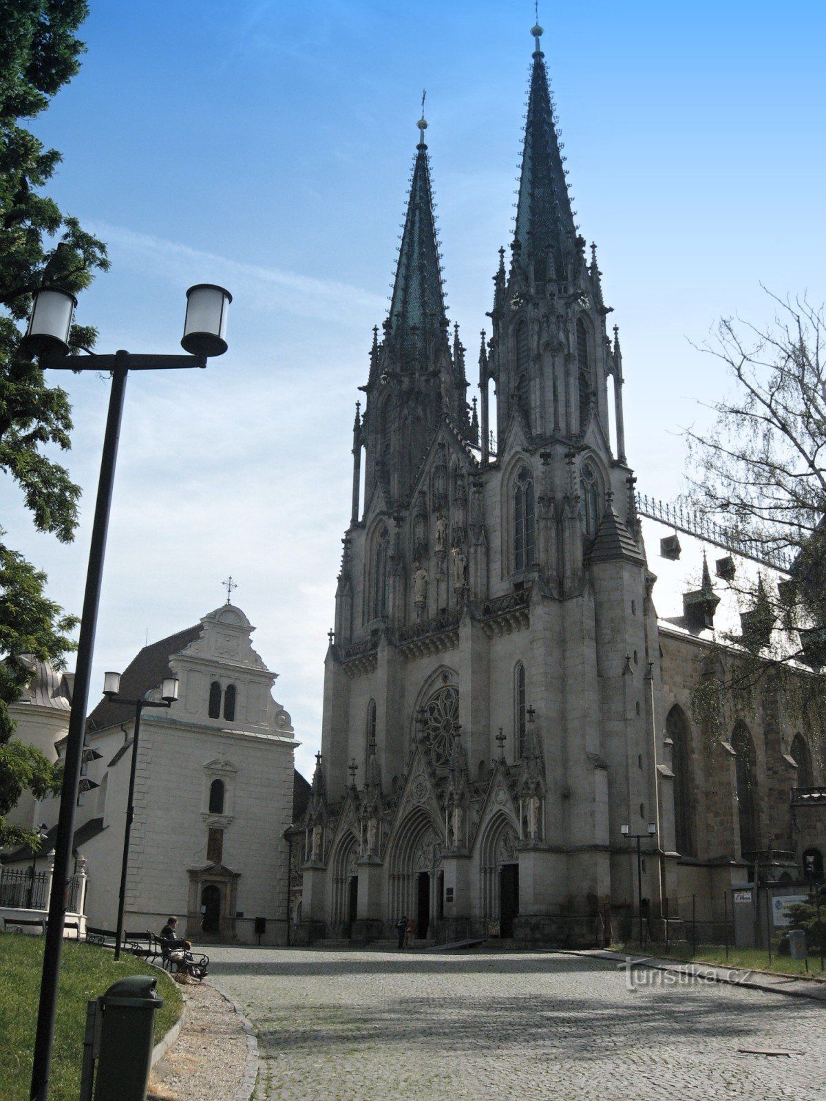 Bag historien og skønheden i byen Olomouc