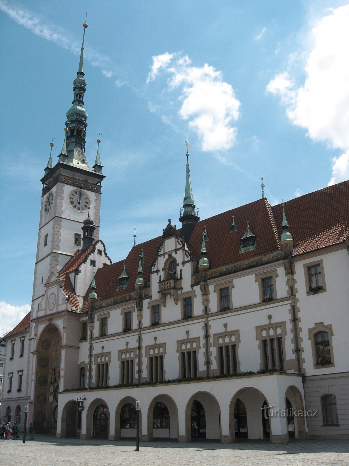 Derrière l'histoire et la beauté de la ville d'Olomouc