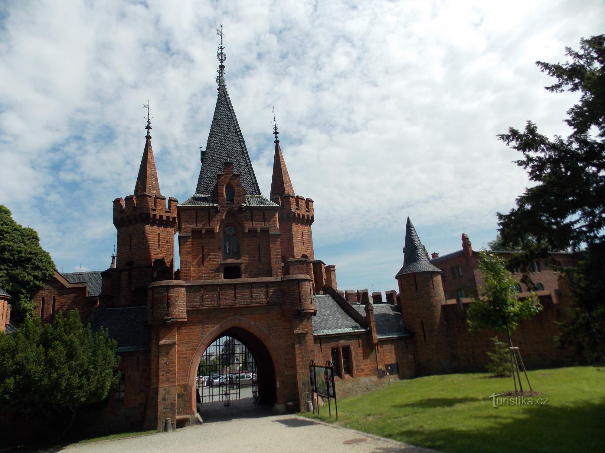 Atrás dos belos castelos da Silésia - para Hradec nad Moravicí