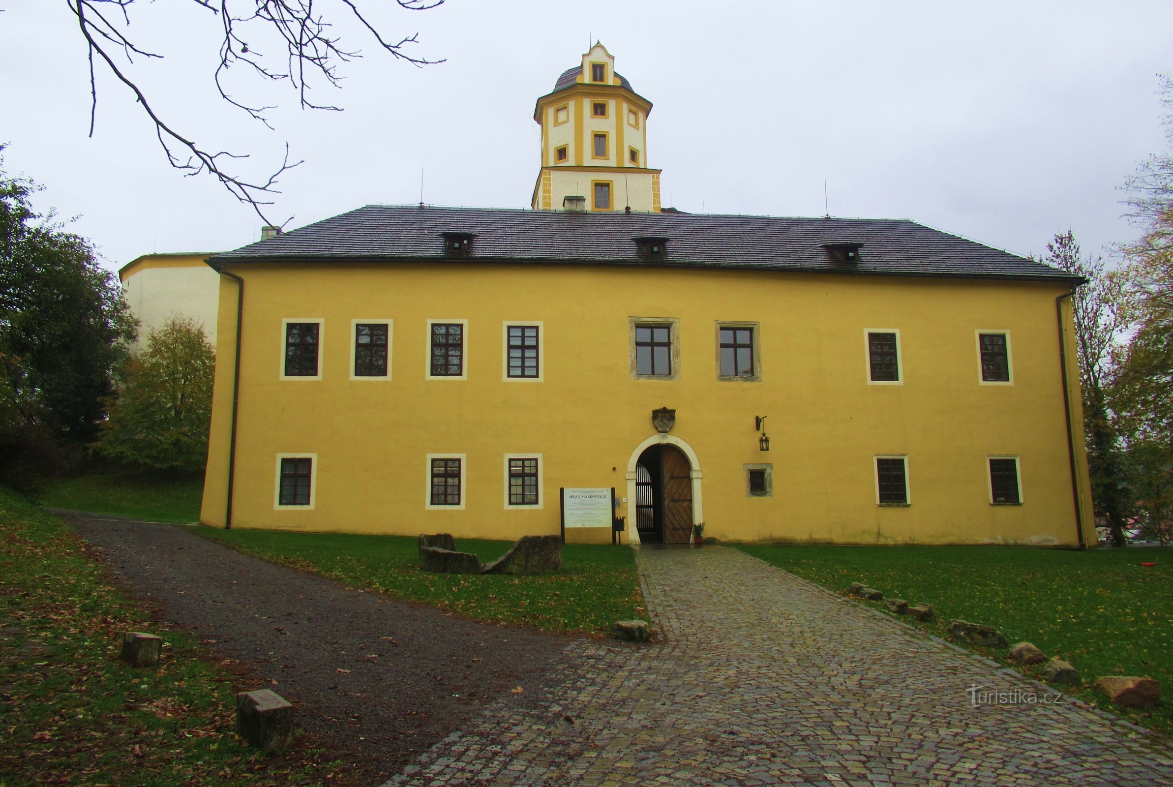 Behind the new exhibits to the castle in Malenovice