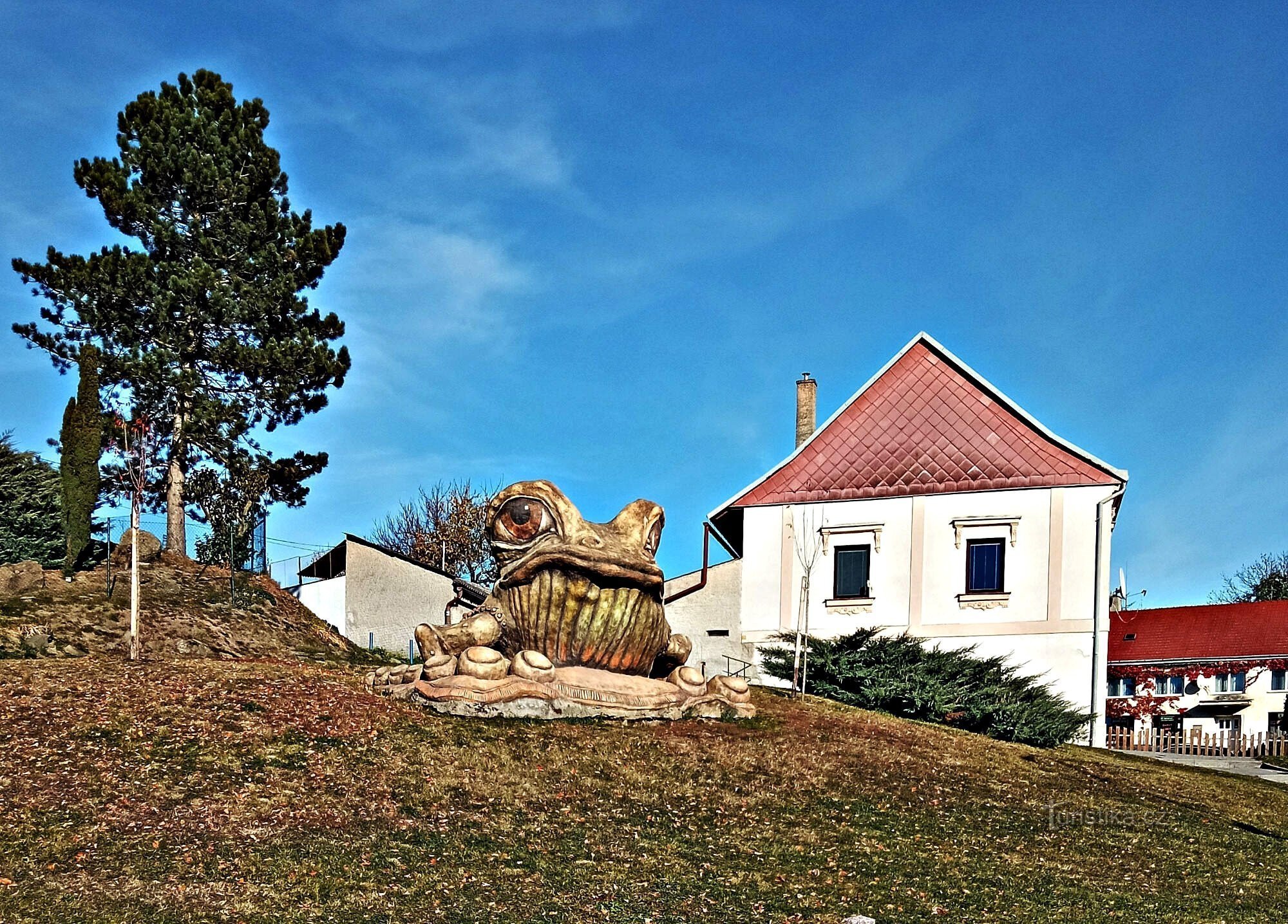 Después de la rana gigante a Tršice