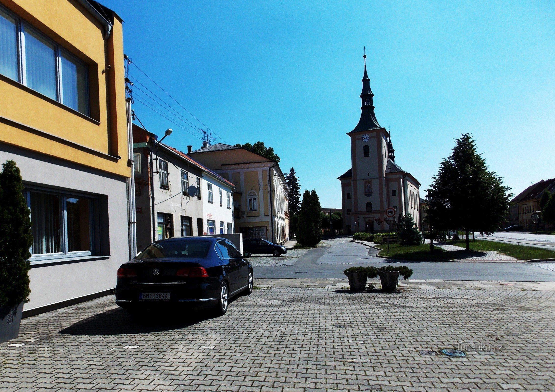 Tutustuminen Drahotušin kaupunkiin