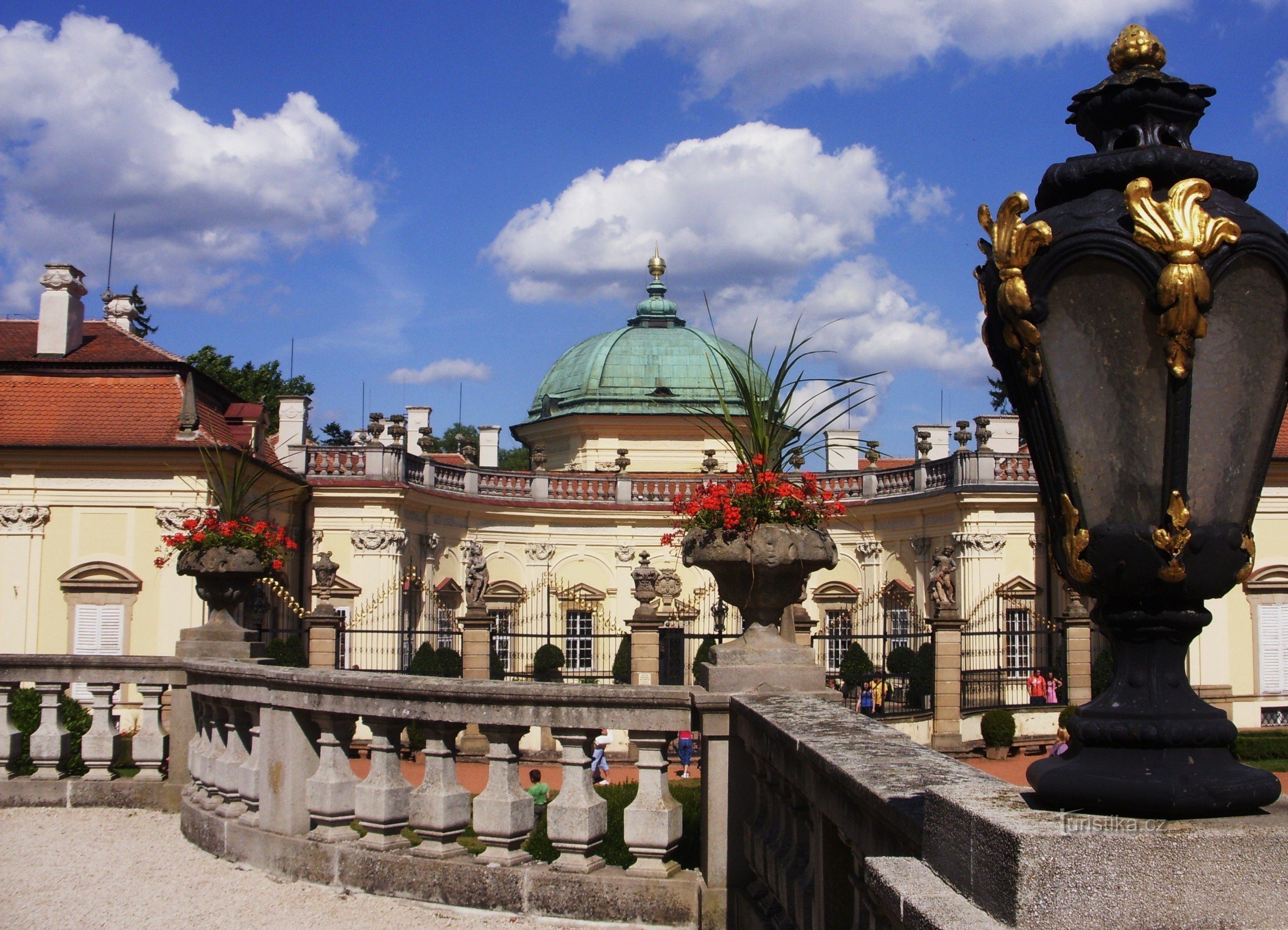 Für Romantik zur Schlossanlage in Buchlovice