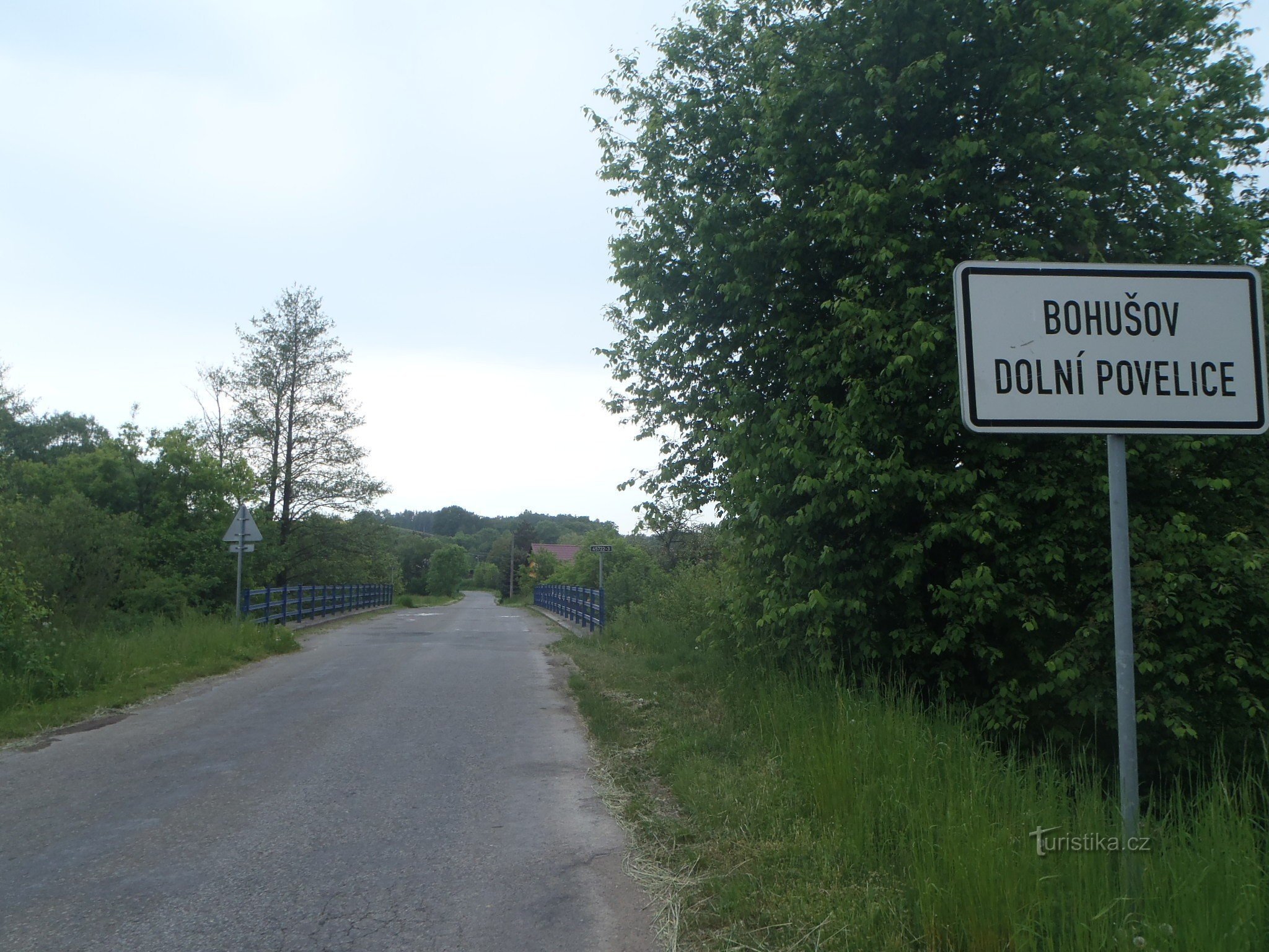 L'inizio del villaggio quando si va da Bohušov