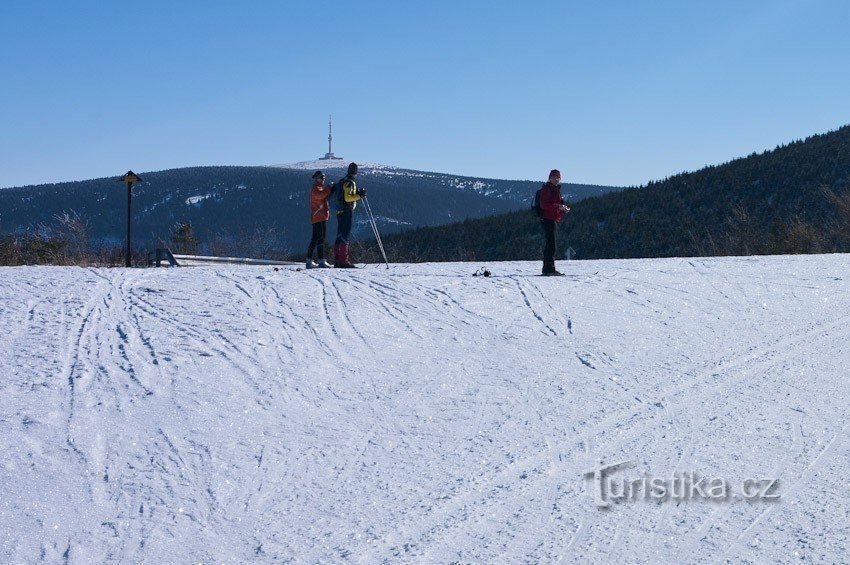 Beginnend unter dem oberen Reservoir