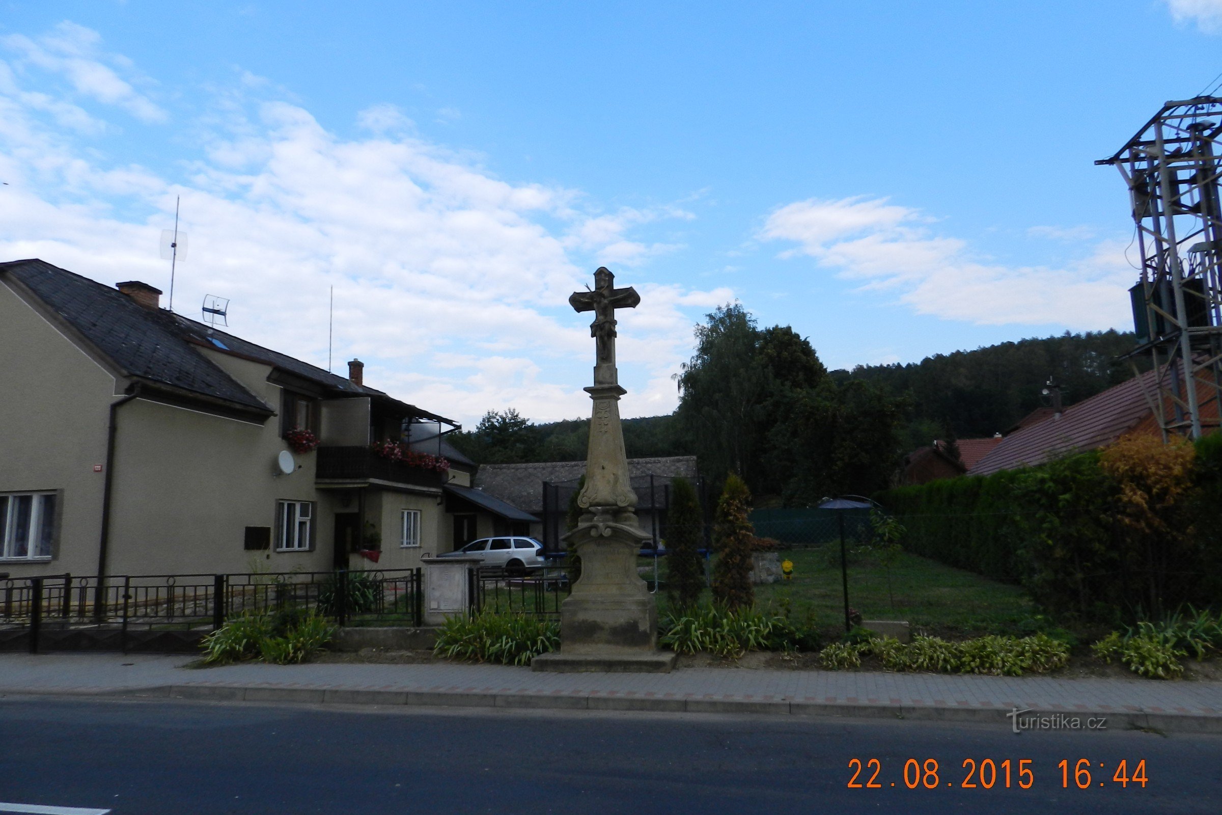 Beginn der Route vom Kreuz am Ende von Hrabová