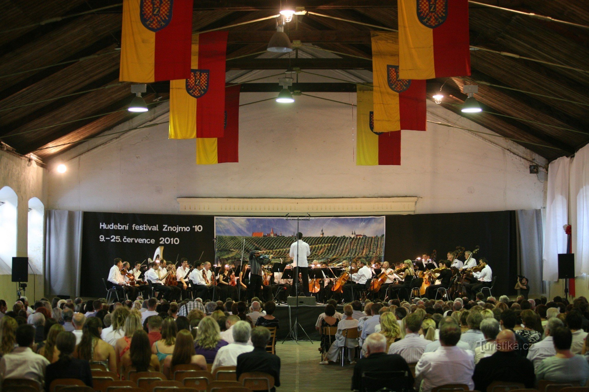 Concerto sinfonico di apertura