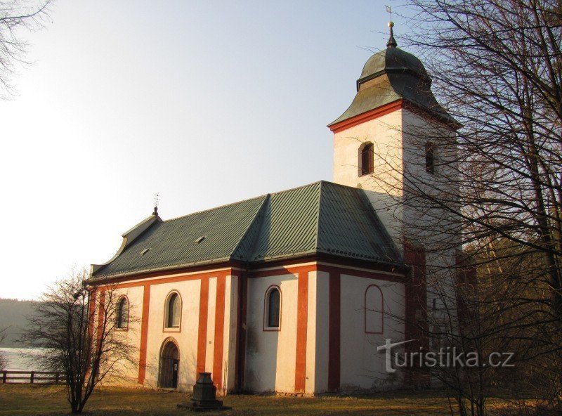 Zahrádka, kostel sv. Víta