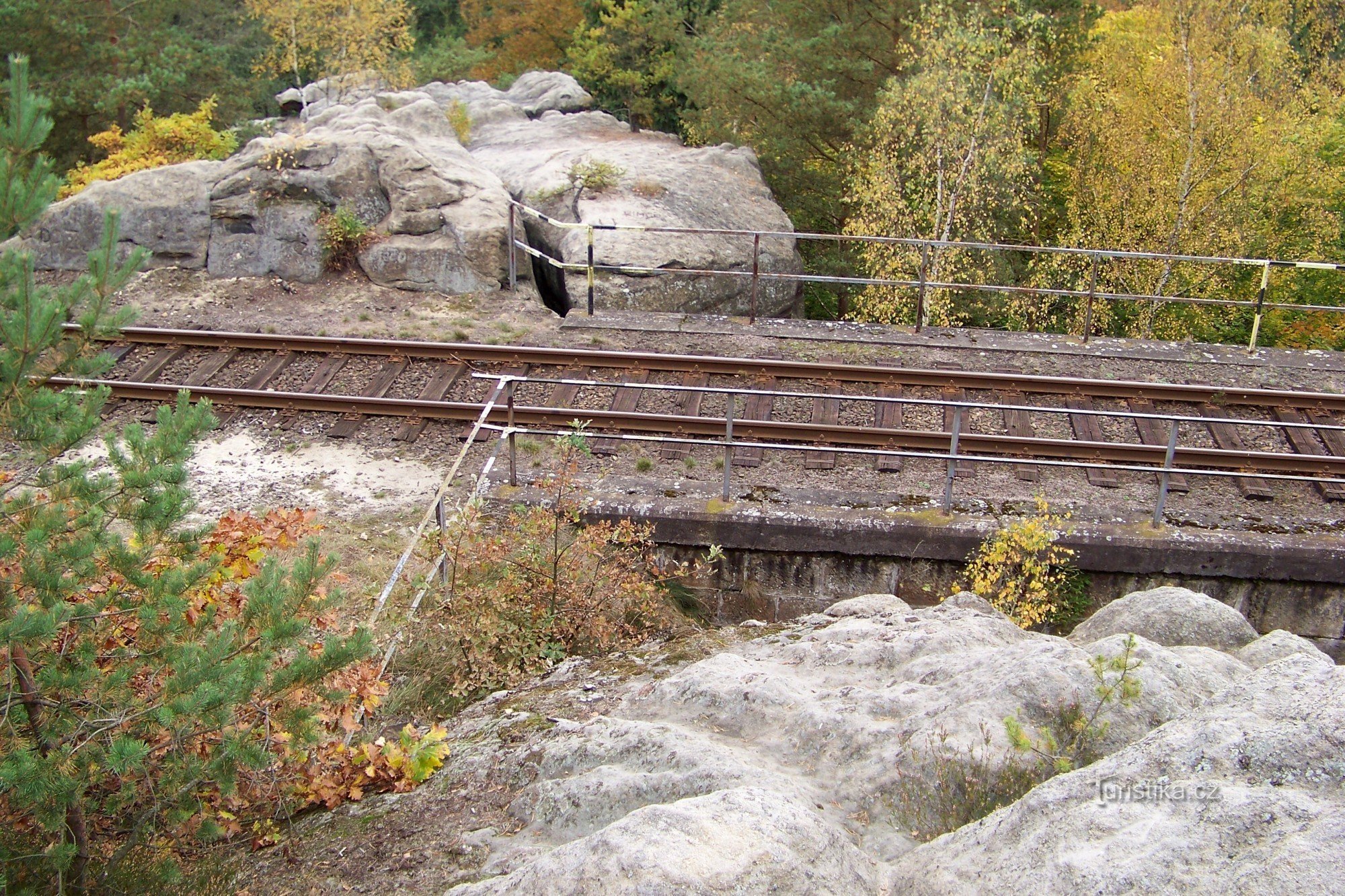 Gardens - railway bridge 2010