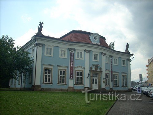 Jardín y casa de baile en Teplice