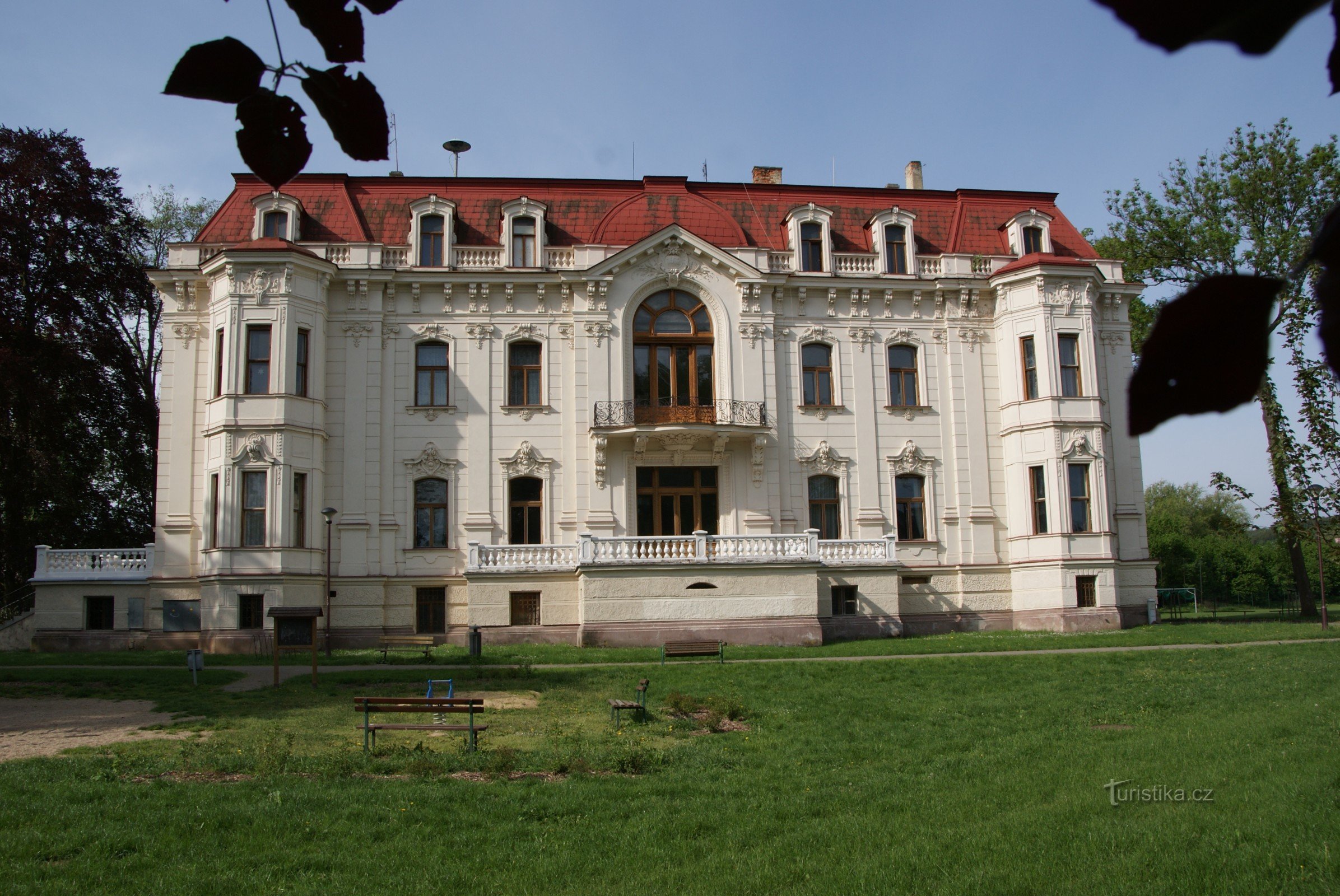 fachada de jardín