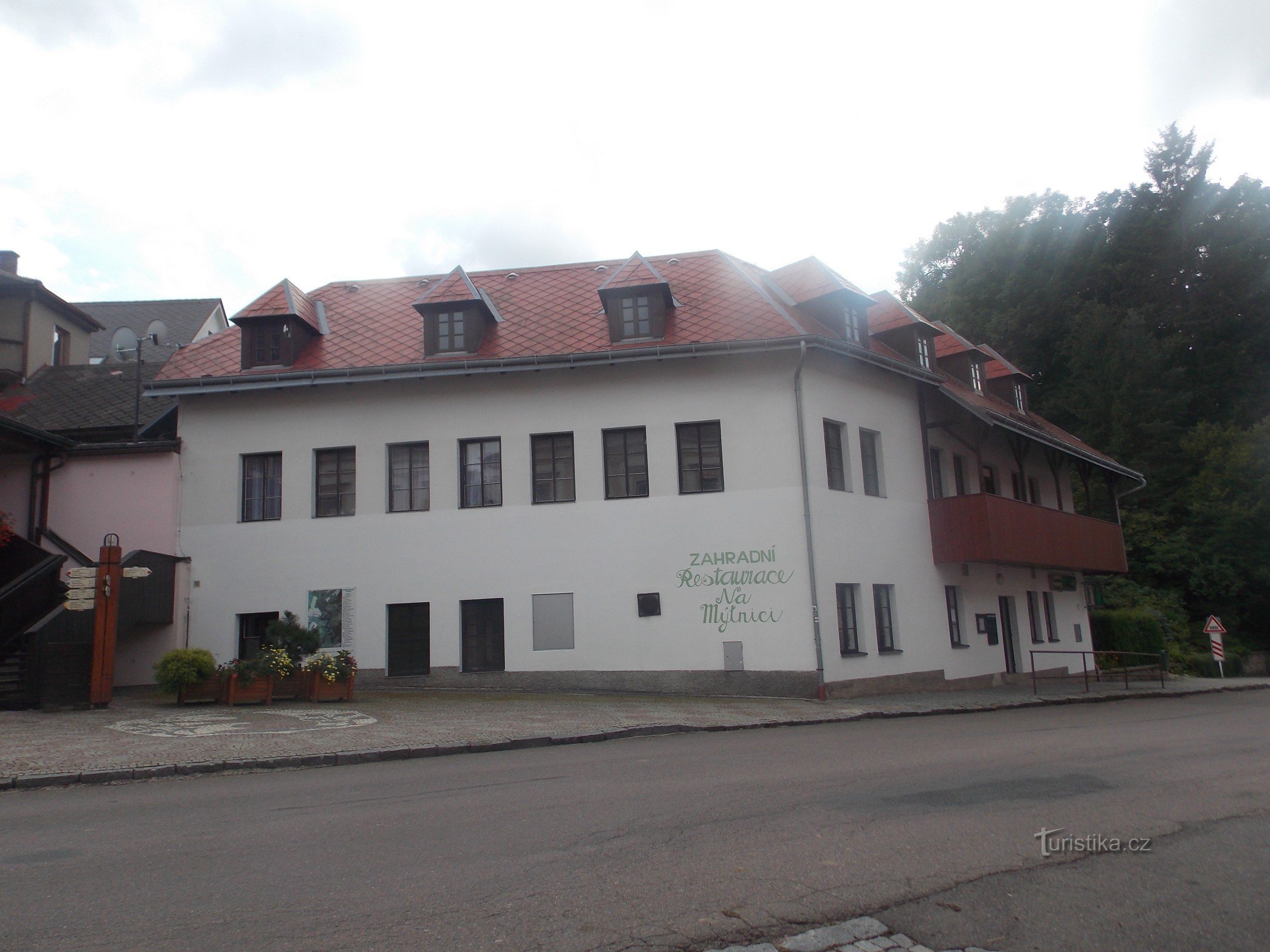 Restaurante jardín en Mýtnica en Jablonné nad Orlicí