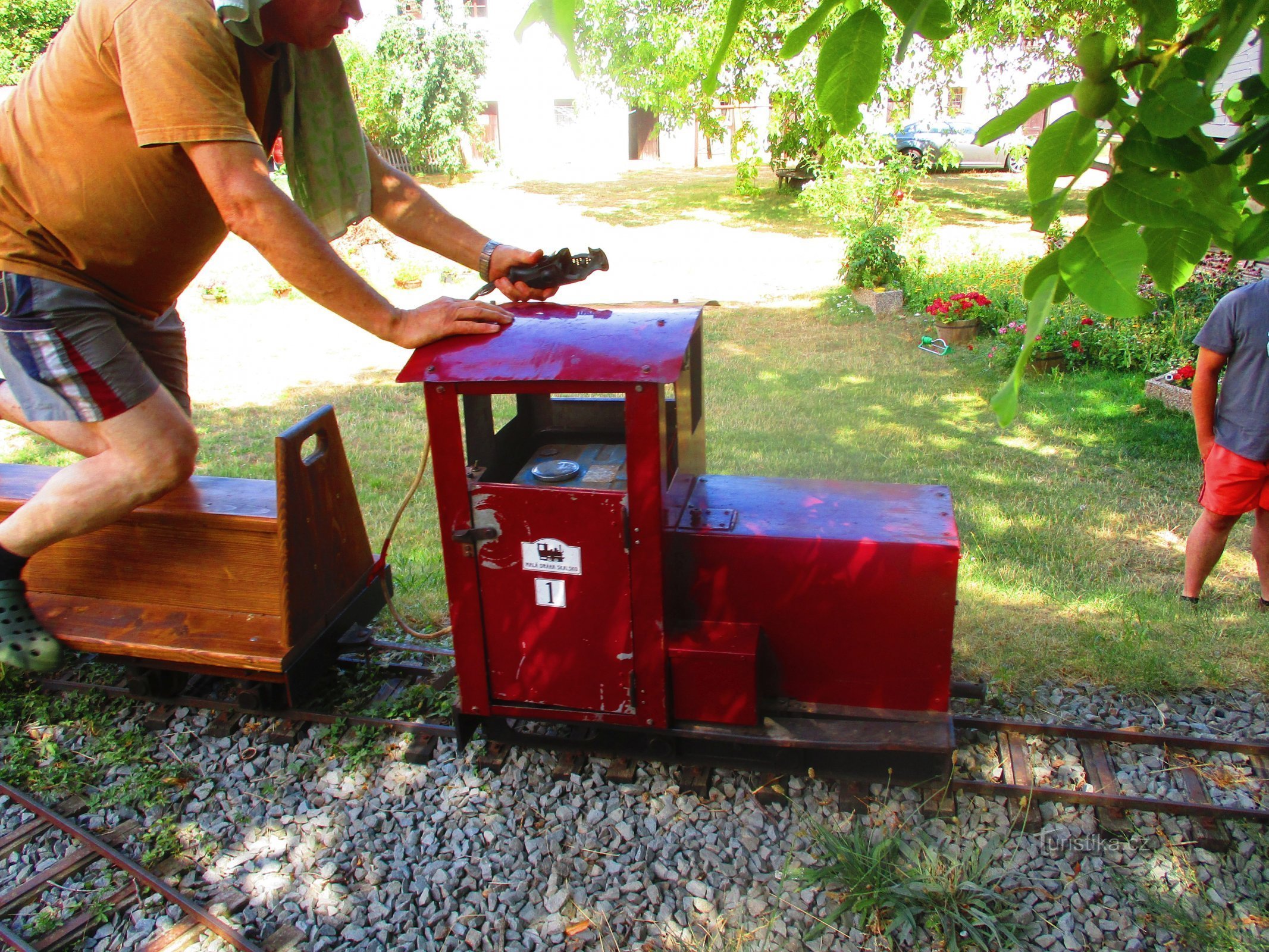 Ferrocarril de jardín en Skalsk (MB)