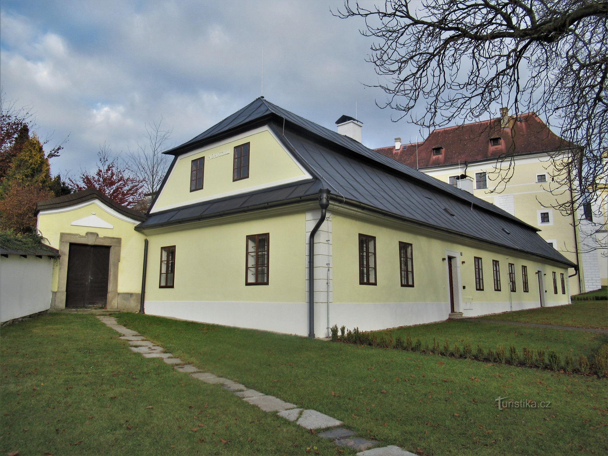 Maison du jardinier - fin automne 2021