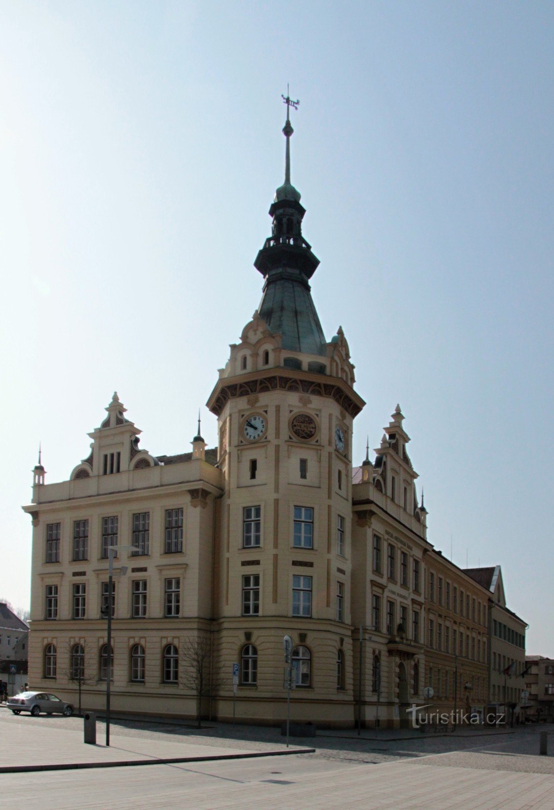 Základní škola HRONOV