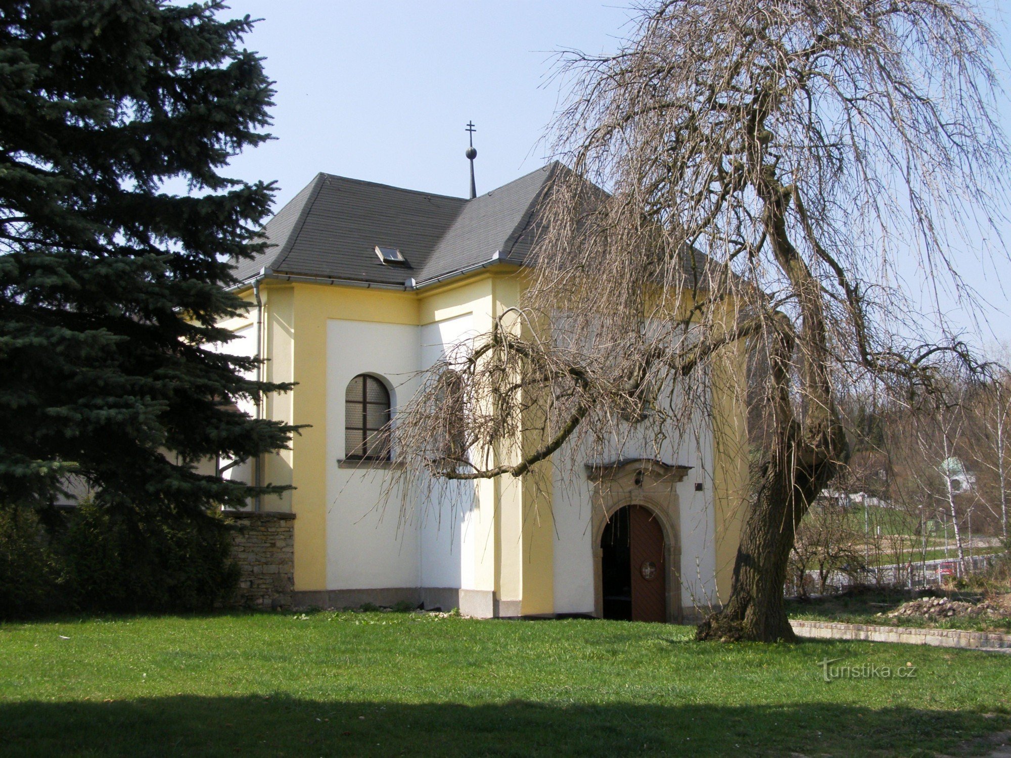 Žamberk - ossuary av Jungfru Maria av sorger