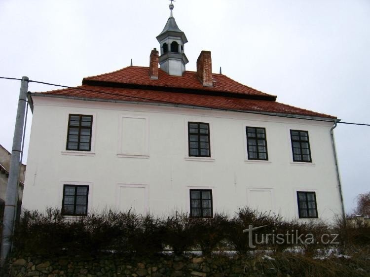 Castle: Front view of the castle