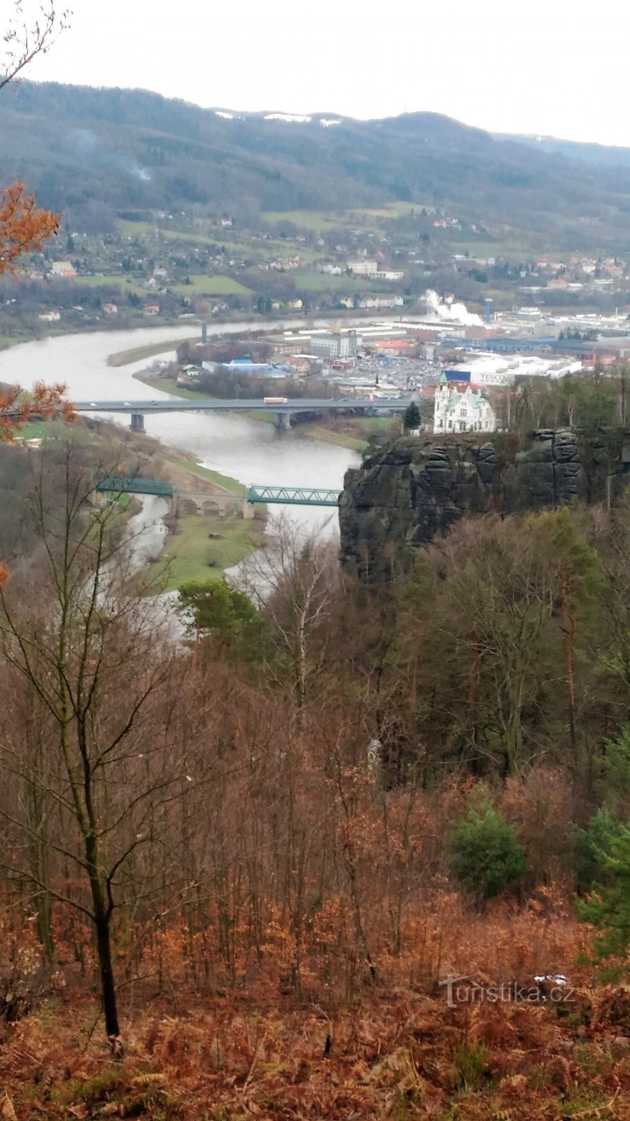 Castle on the Shepherd's Wall