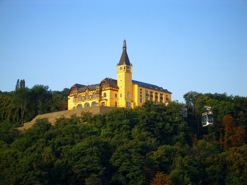 Větruše Castle