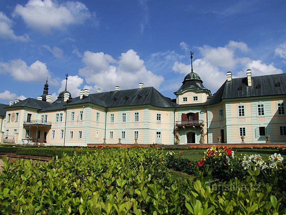 Vrt dvorca - Manětín