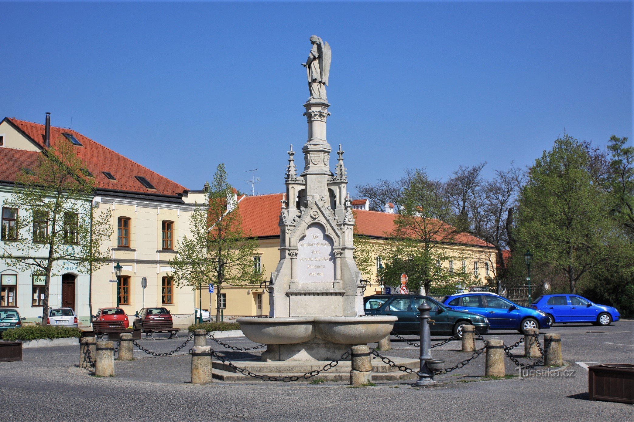 Vár tér