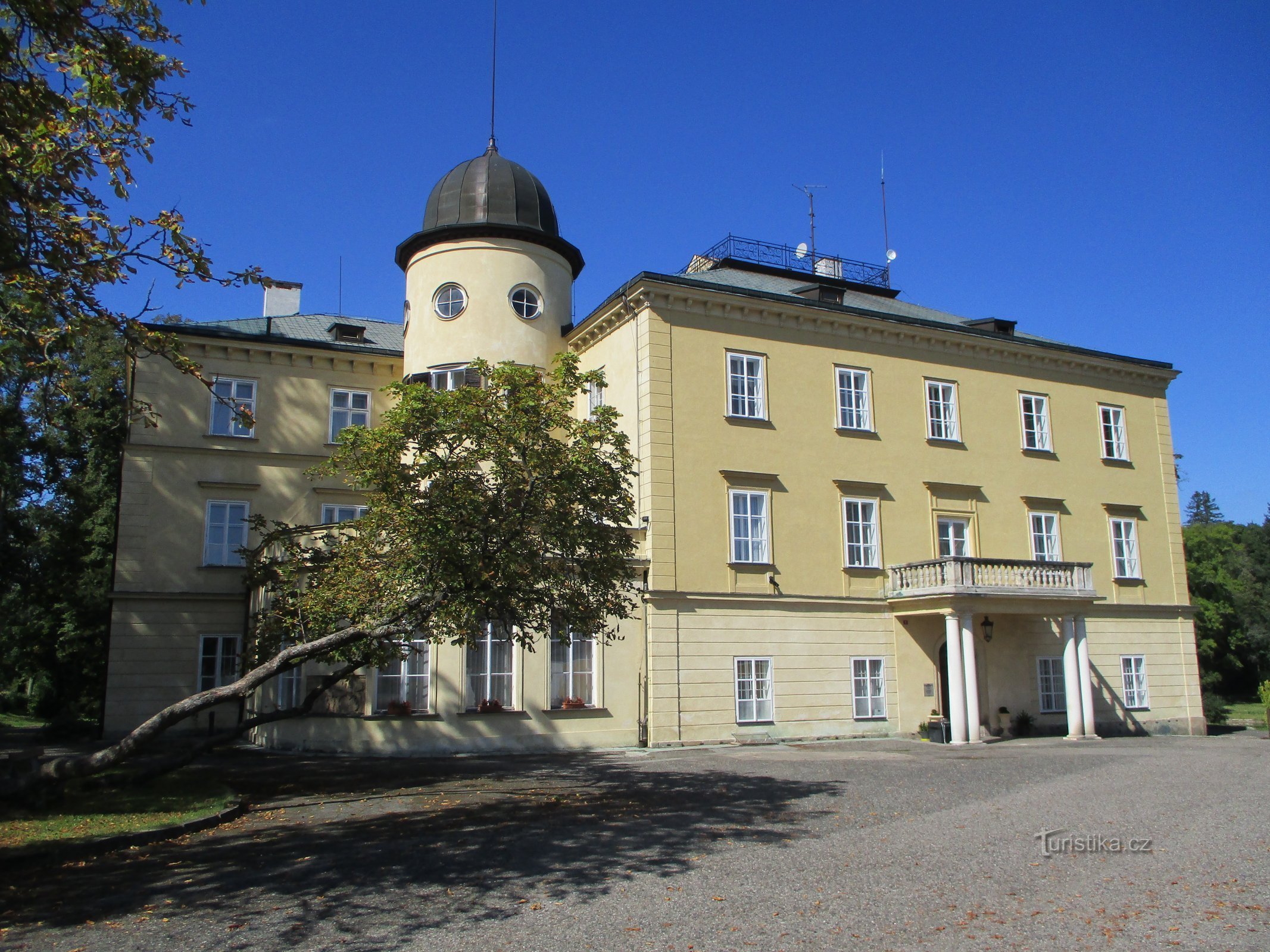 Terrenos del castillo (Bílé Poličany, 11.9.2020/XNUMX/XNUMX)