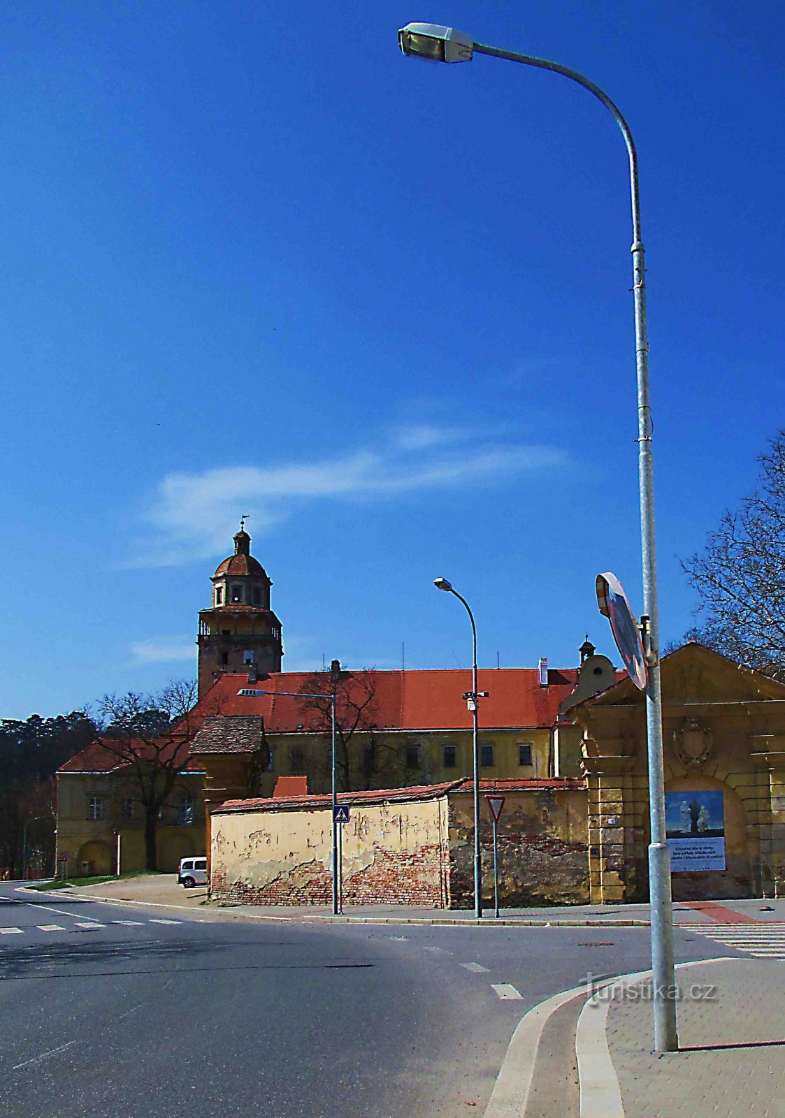 Khuôn viên lâu đài ở Moravské Krumlov