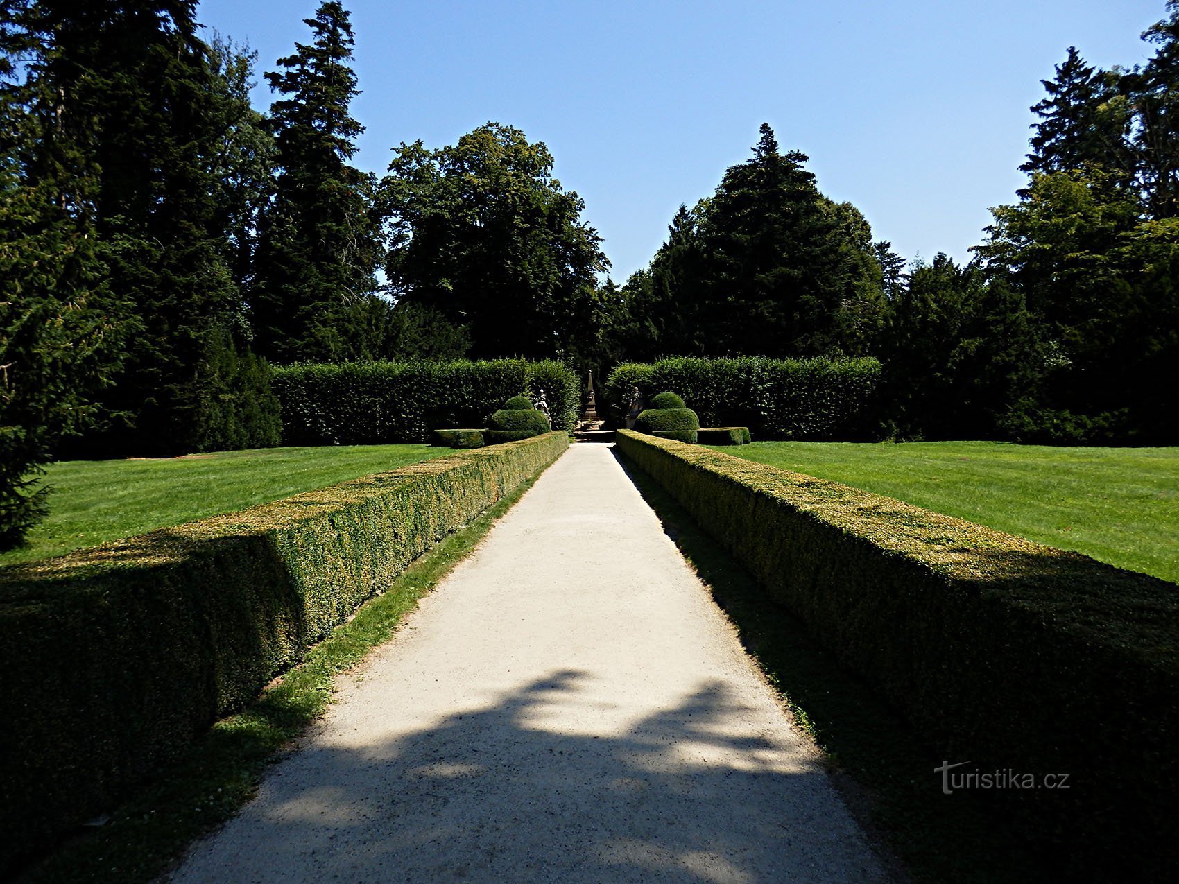 parcul castelului