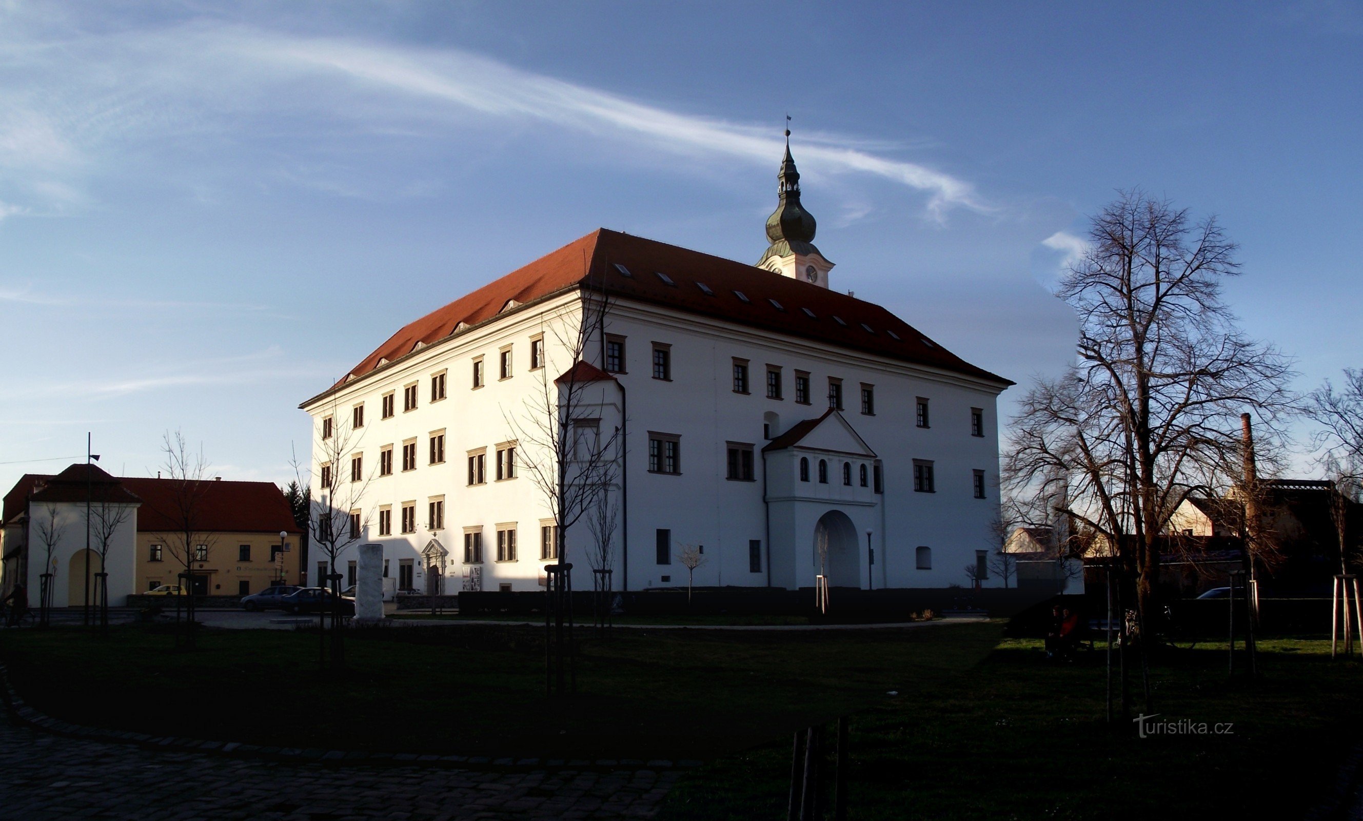 zamek i teren zamkowy