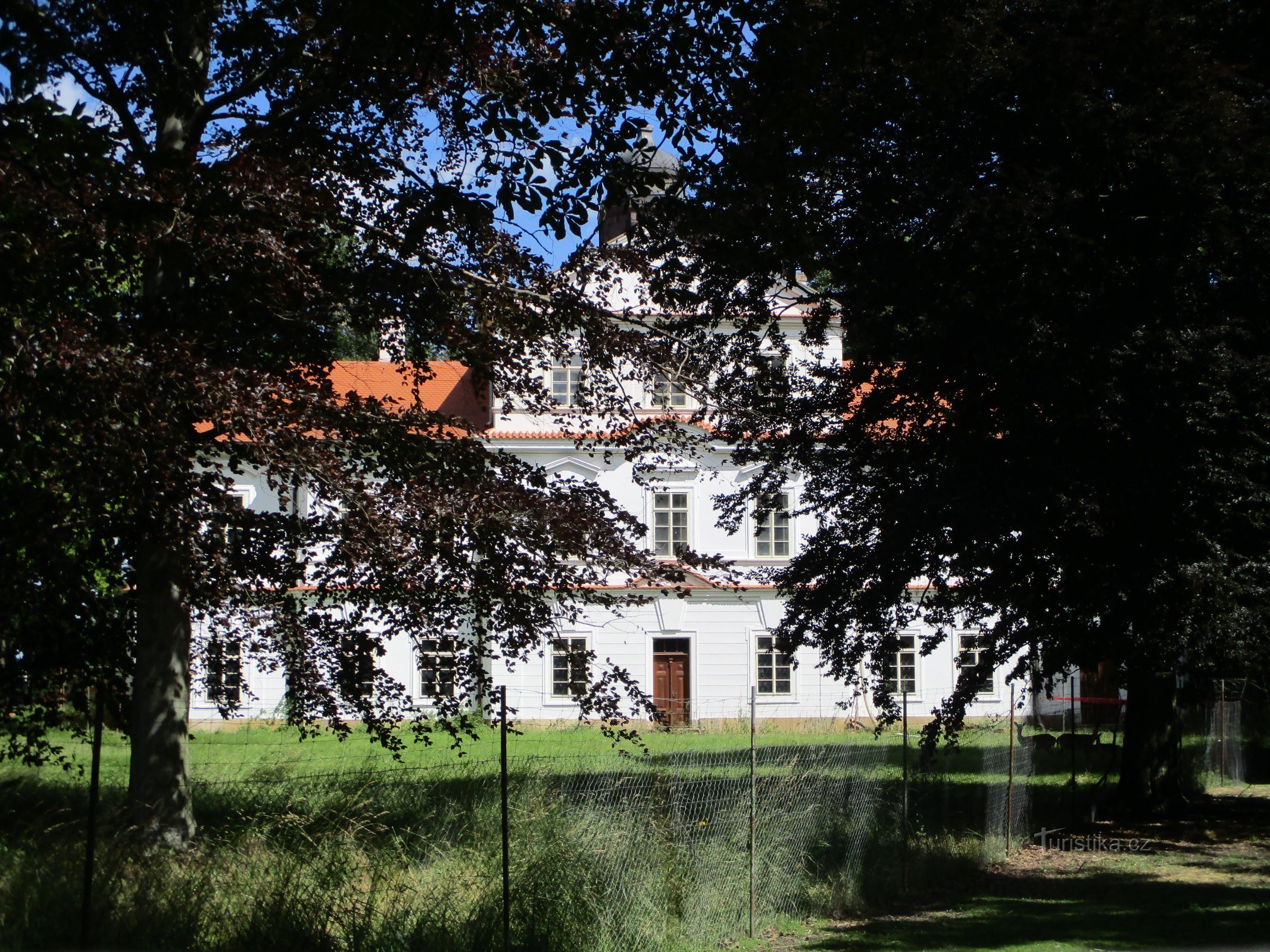 Zámek (Barchov, 30.6.2020)