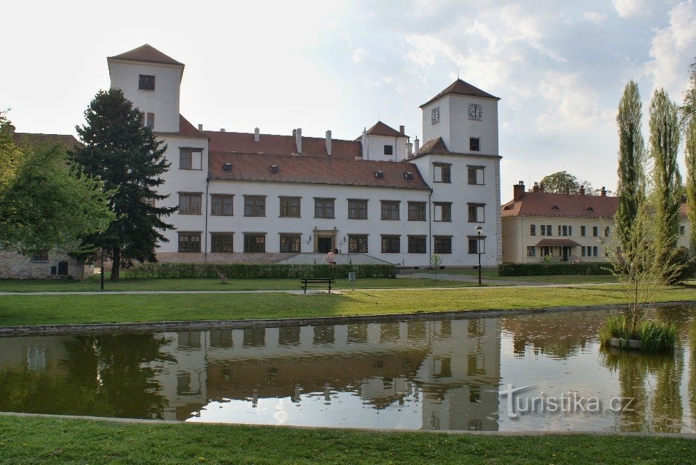 Castillo de Bučovice