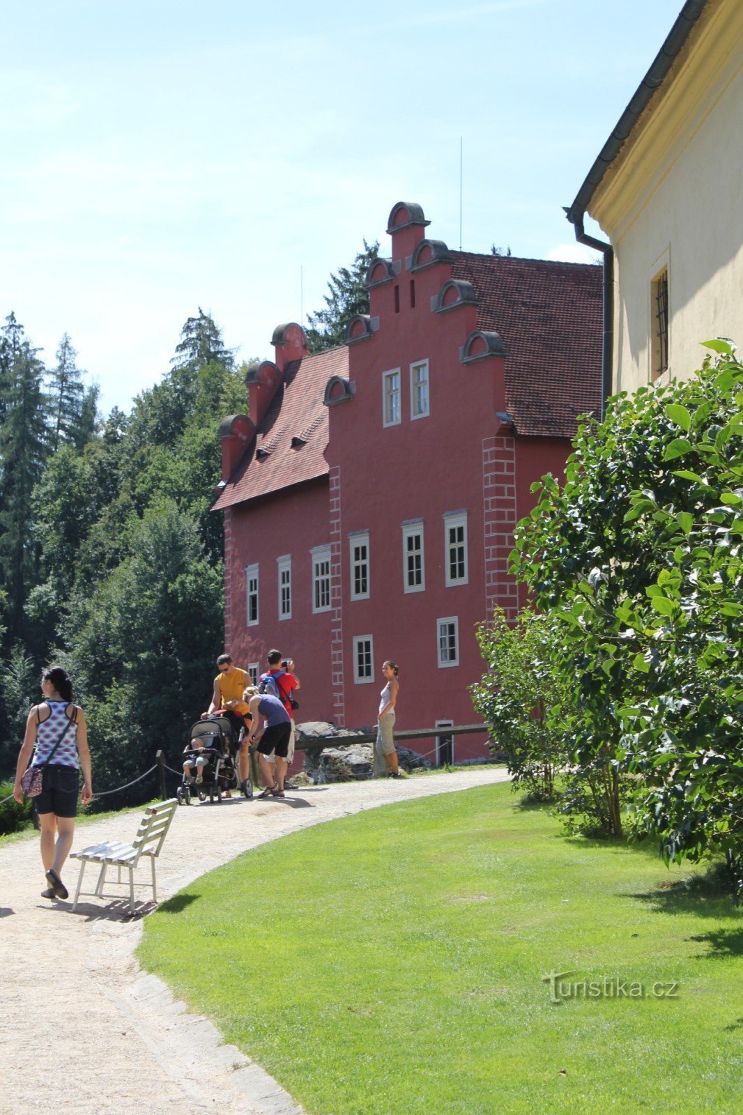 Cervena Lhota Castle