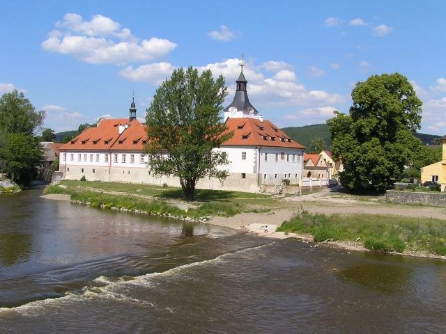 Lâu đài Dobřichovice