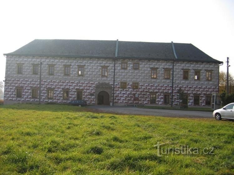 Kasteel: Het hoofdgebouw van het kasteel