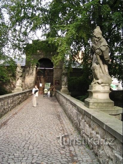 castle Hrubá Skála