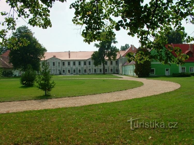 Chateau Jemčina