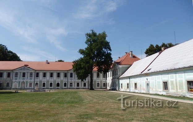 Château de Jemčina