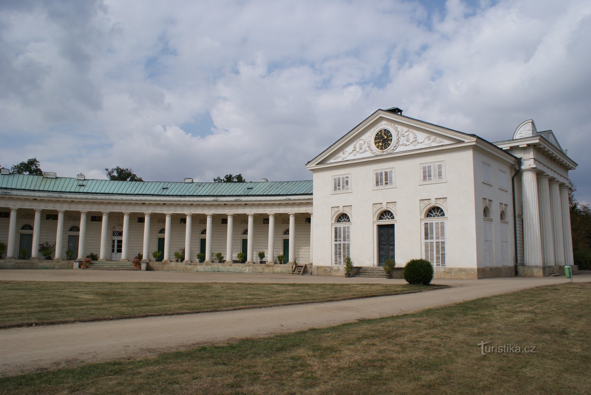 Castelul Kačina – o bijuterie a imperiului în Sfântul Nicolae